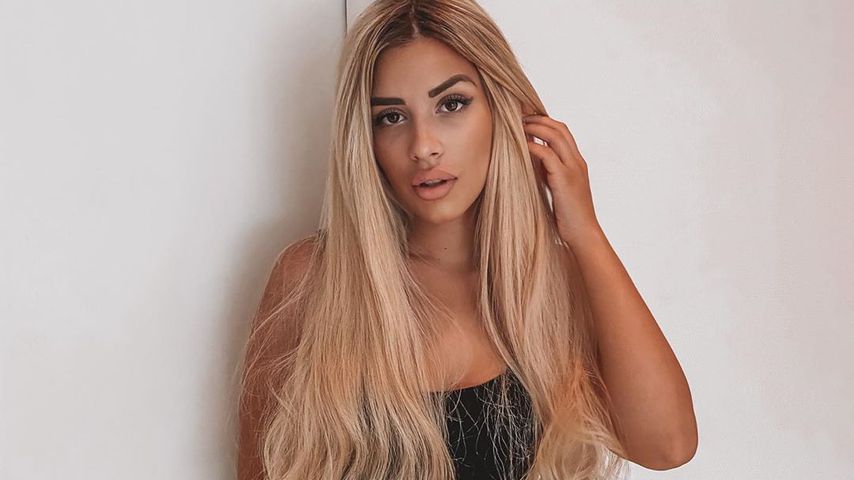 Dijana Cvijetic beim Arzt: Sie hat einen Knoten ertastet