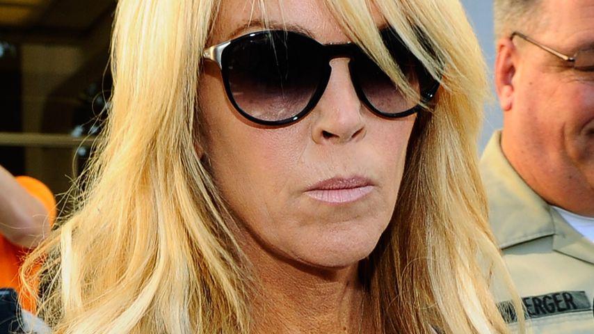 1,5 Millionen Dollar im Minus: Lindsay Lohans Mom ist pleite