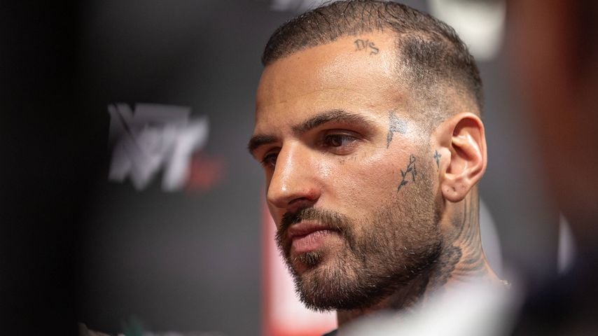 Diogo Sangre auf dem roten Teppich vor dem Boxevent Fame Fighting 2024