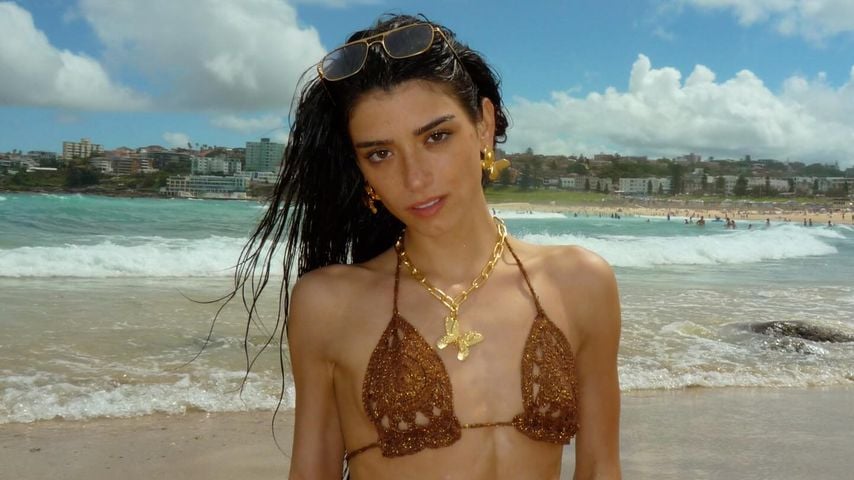 Dixie D'Amelio begeistert mit Bikinifotos aus Australien