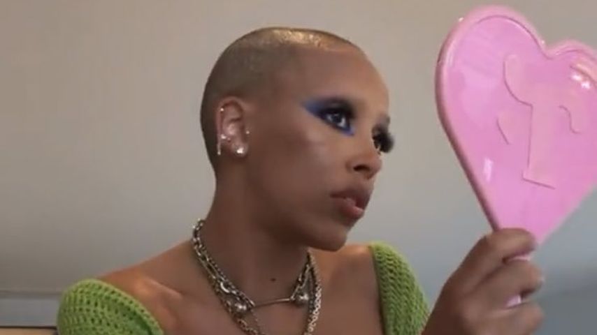 Doja Cat, "Kiss Me More"-Interpretin