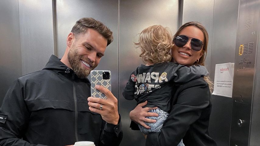 Dom und Jess Lever mit ihrem Sohn