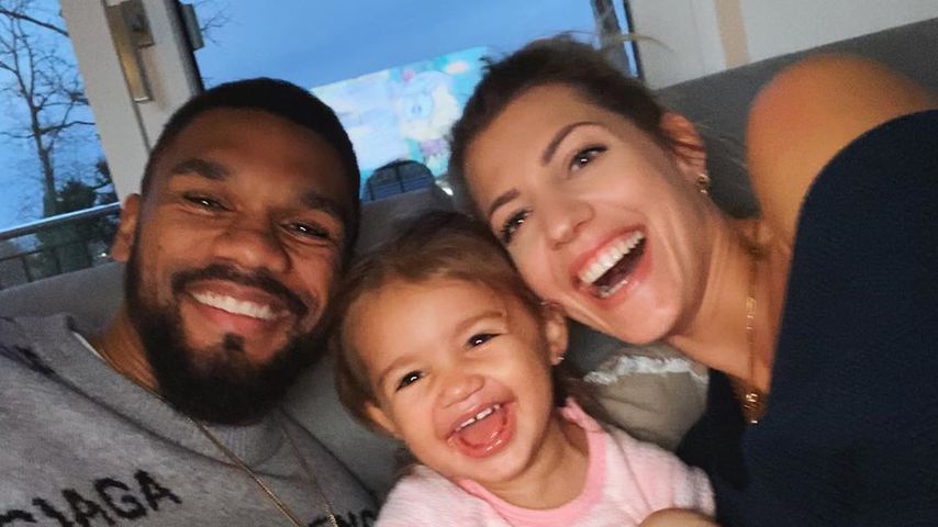 Dominic, Mia Rose und Sarah Harrison, Dezember 2019