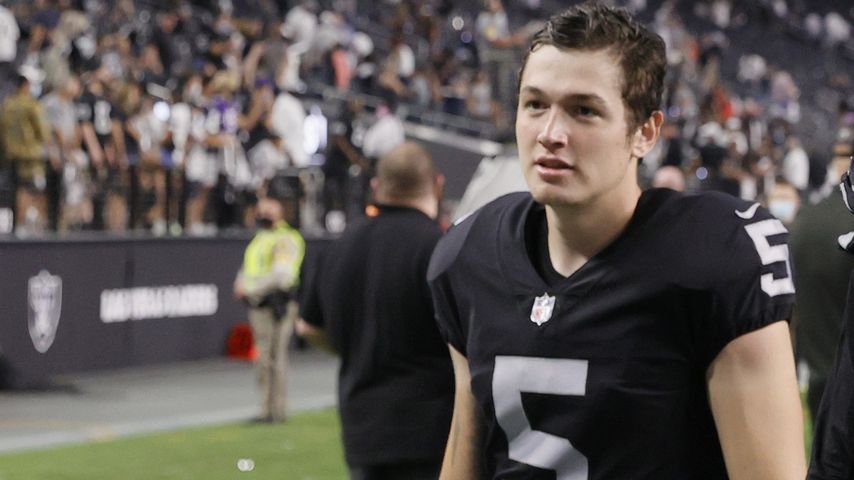 Zwei Tage nach Debüt-Spiel: Deutscher NFL-Spieler entlassen!