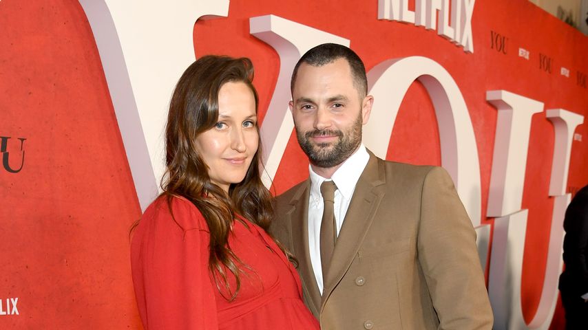 Domino Kirke und Penn Badgley bei der Premiere der fünften "You"-Staffel in New York, April 2025