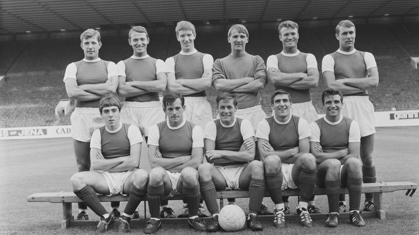 Don Megson mit seinen Kollegen des Sheffield Wednesday F.C.