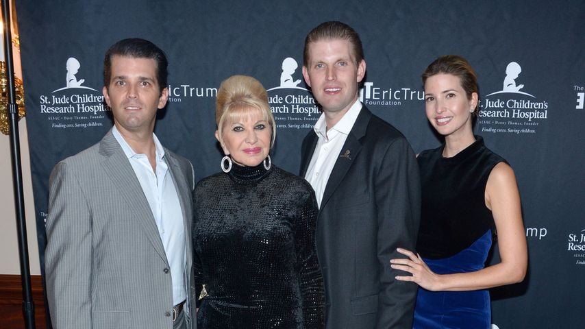 Donald Trump Jr., Ivana, Eric und Ivanka Trump im September 2015