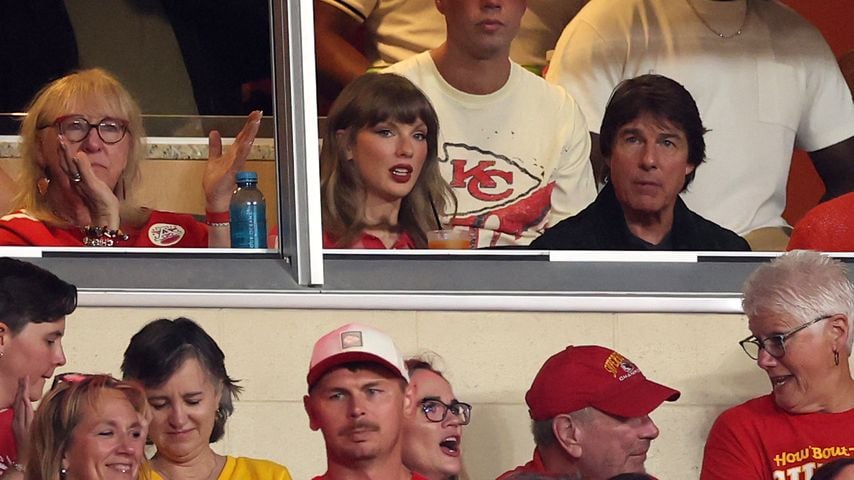 Taylor Swift feuert mit Tom Cruise ihren Mann beim Spiel an