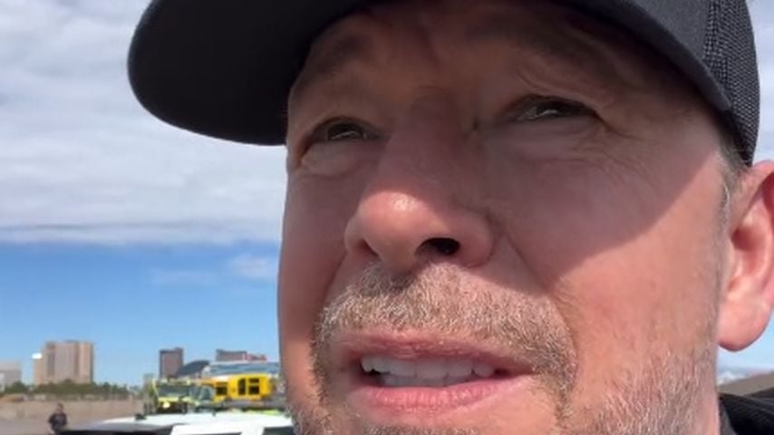 Donnie Wahlberg auf dem Flughafen