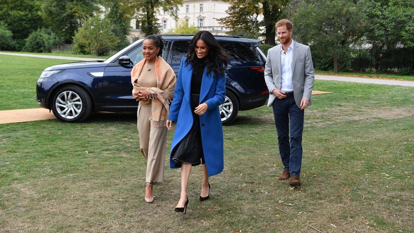 Wird ernst: Meghans Mama Doria schon in London angekommen?