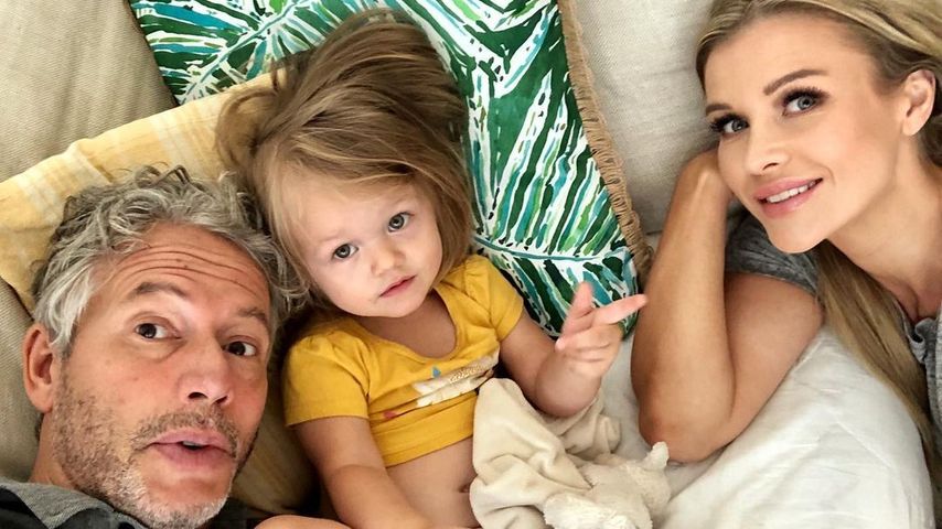 Douglas Nunes und Joanna Krupa mit ihrer Tochter