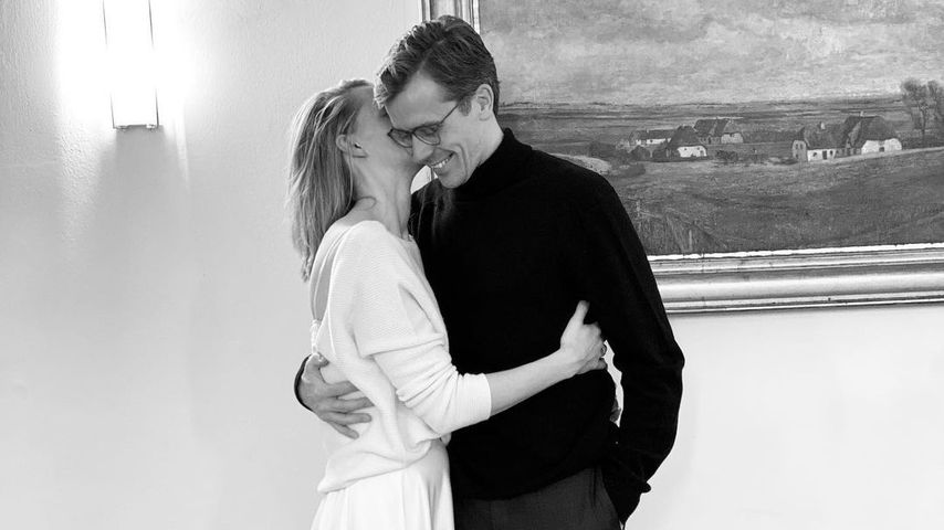 Dr. Johannes Wimmer und seine Frau auf dem Standesamt