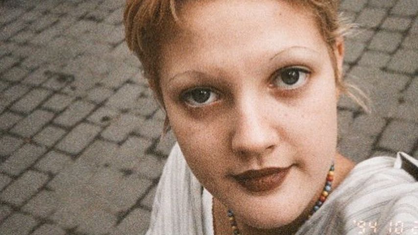 Drew Barrymore, 1994