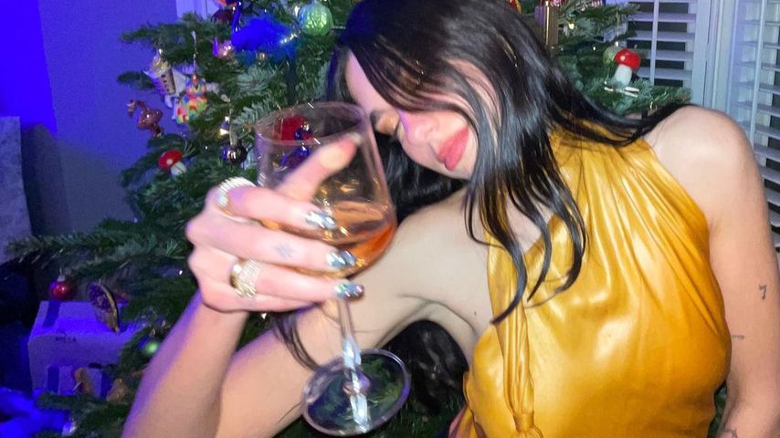 Dua Lipa an Weihnachten 2021