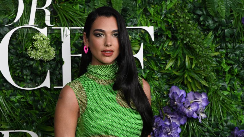 Nach Trennung: Dua Lipa zeigt sich ganz sexy auf Spendengala