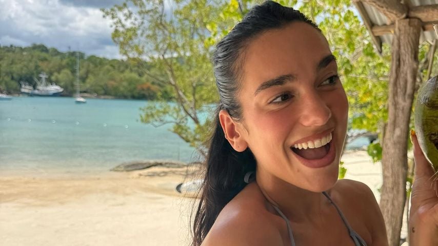 Mit Callum: Dua Lipa feiert 30. Geburtstag im Traumurlaub