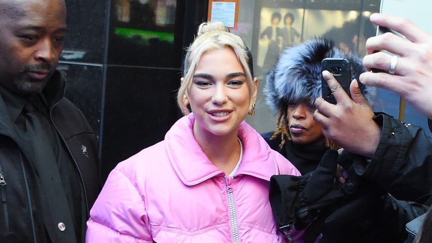 Dua Lipa, Sängerin