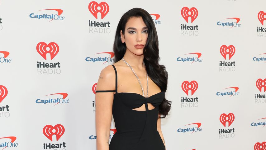 Dua Lipa, Sängerin