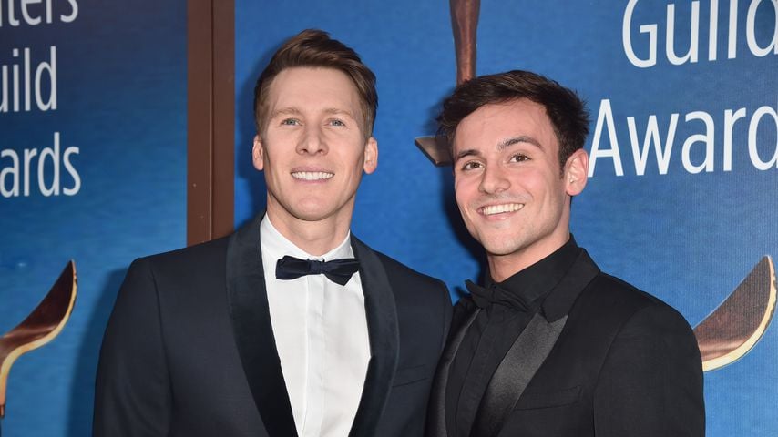 Dustin Lance Black und Tom Daley bei den Writers Guild Awards 2018