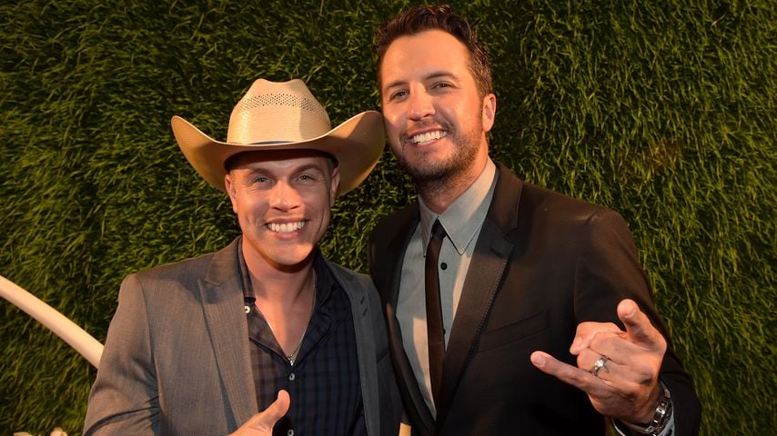 Dustin Lynch und singer Luke Bryan, Sänger