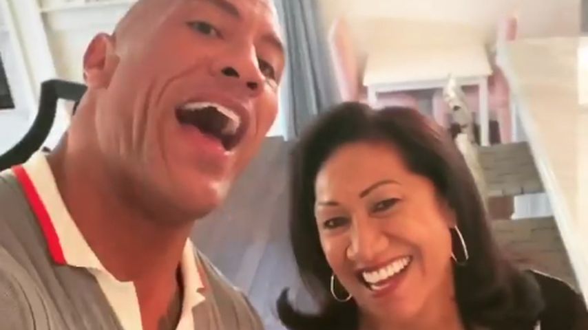 Dwayne Johnson singt für seine Mutter Ata