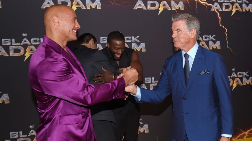 Dwayne Johnson und Pierce Brosnan