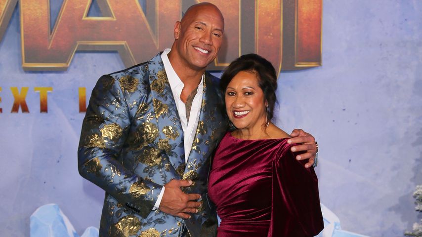 Dwayne Johnson und seine Mutter Ata Johnson, Dezember 2019