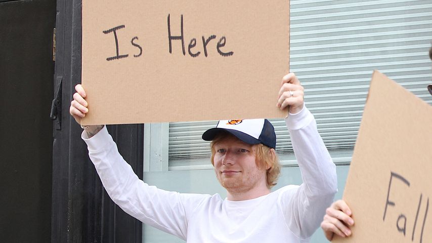 So witzig macht Ed Sheeran Werbung für sein neues Album
