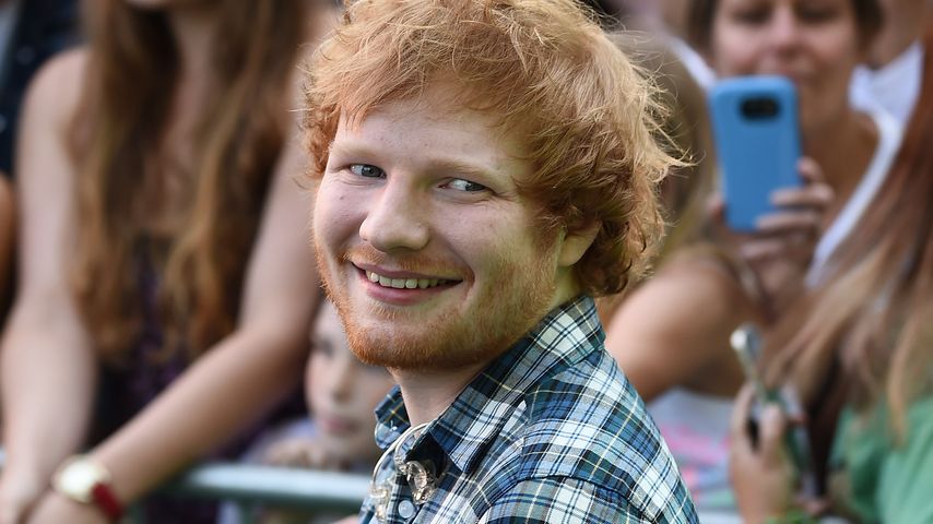 Ed Sheeran feiert Chart-Sensation mit neuem Clip!