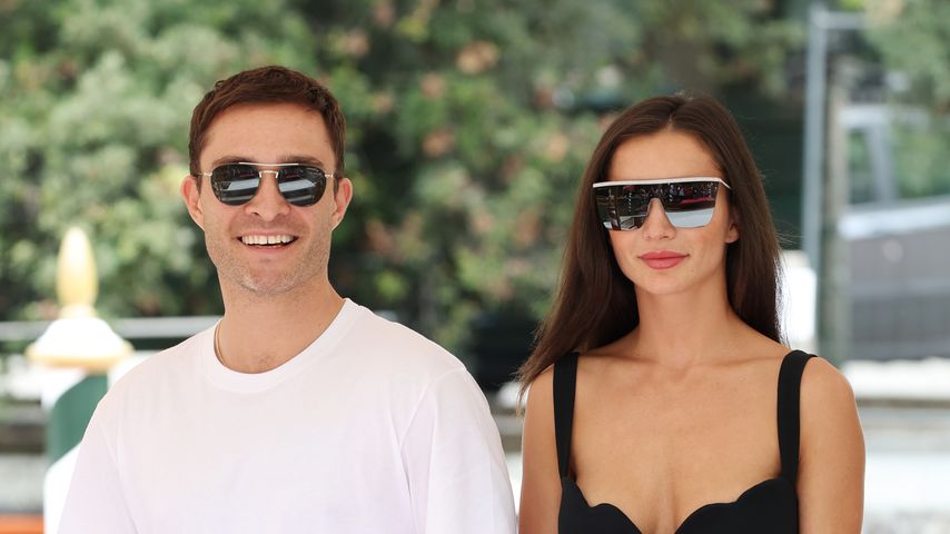 Ed Westwick und Amy Jackson im September 2022