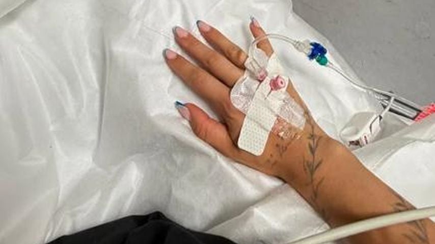 Hand von Edda Pilz im Krankenhaus