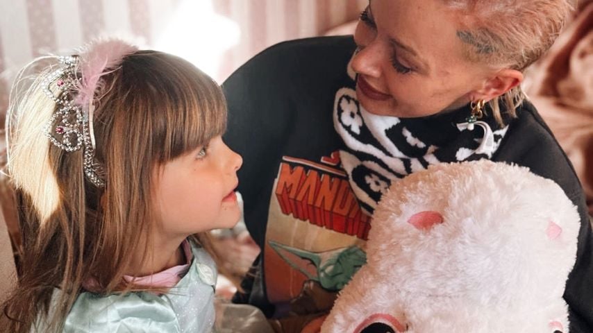 Realitystar Edith Stehfest mit ihrer Tochter