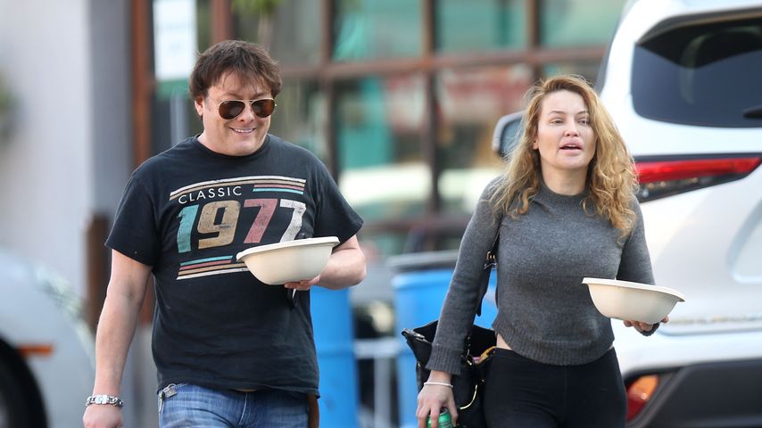 Edward Furlong in weiblicher Begleitung im Jahr 2023