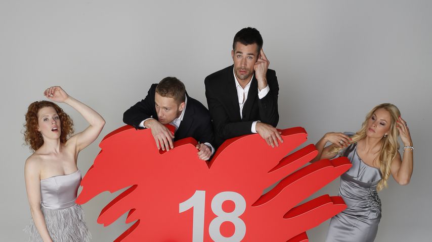 Ein Teil des "Verbotene Liebe"-Casts im April 2013 in Hamburg
