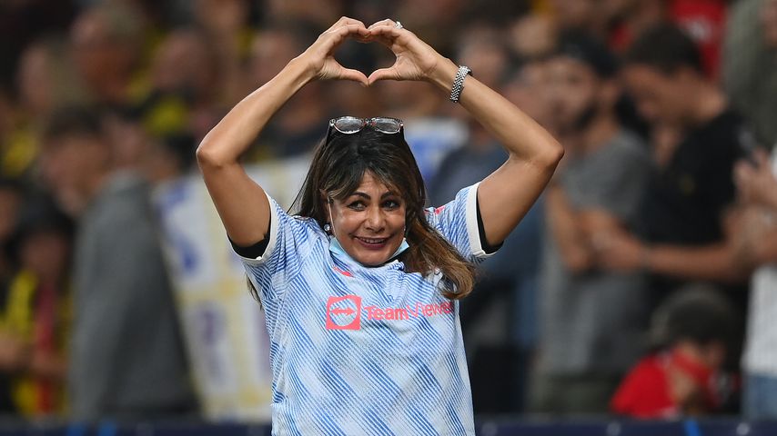 Marisa Nobile mit Cristiano Ronaldos Trikot
