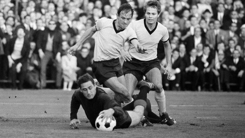 Hans Tilkowski bei einem Fußballspiel