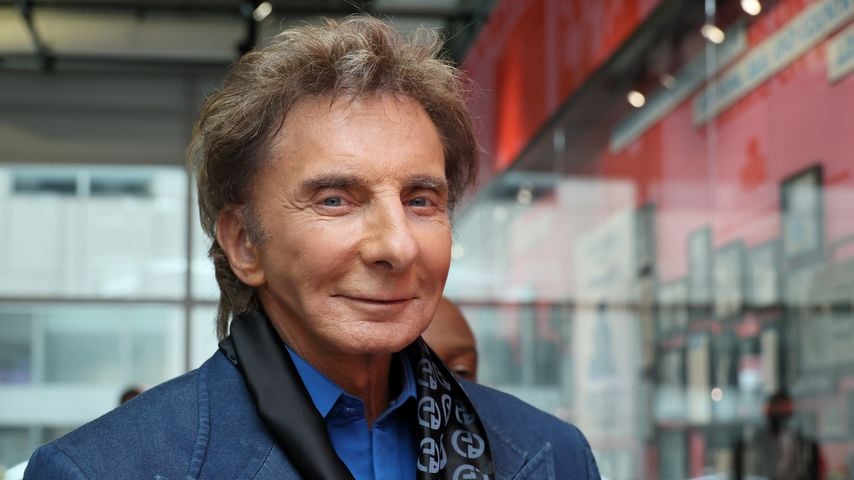 Barry Manilow, Sänger