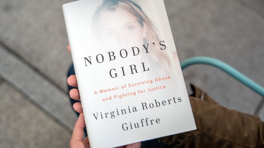 "Nobody’s Girl – A Memoir of Surviving Abuse and Fighting for Justice" von Virginia Giuffre