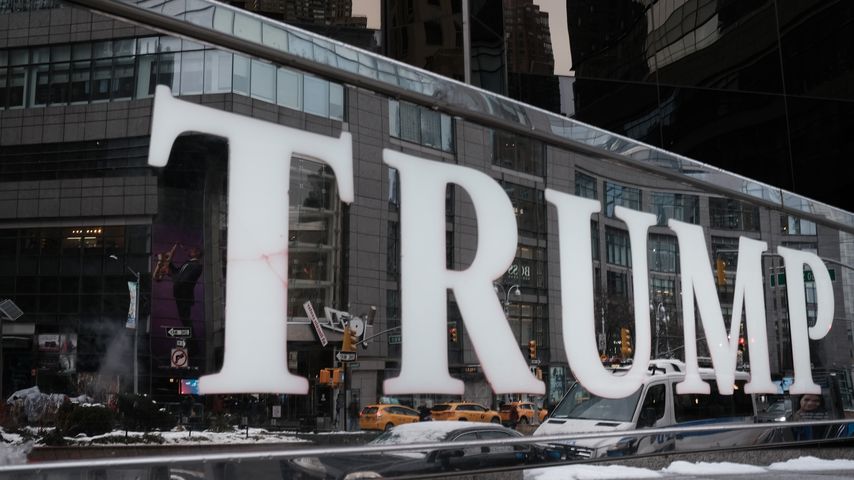 Eingang des Trump Hotels in New York