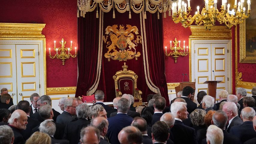 Der Thronsaal im Inneren des St. James's Palace bei der Proklamation von König Charles III., 2022