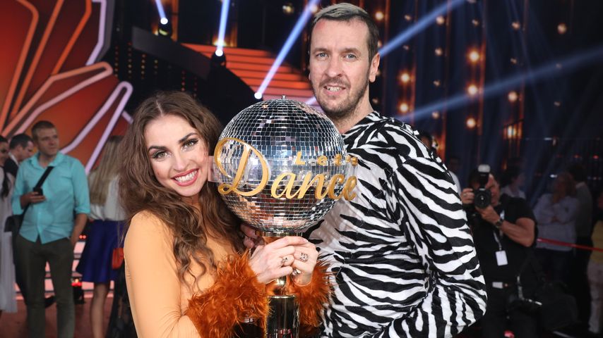 Ekaterina Leonova und Pascal Hens nach ihrem Sieg bei "Let's Dance", 2019
