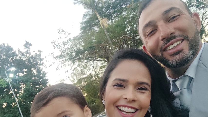 Elaine Santos mit ihrem Mann und ihrem Sohn