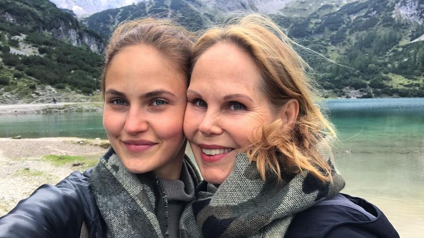 Elena Carrière verrät: Sie ist ihrer Mutter total ähnlich