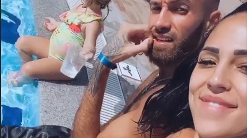 Elena Miras mit einem Freund