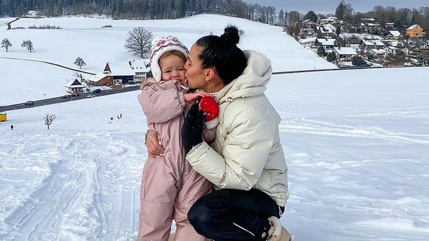 Elena Miras mit ihrer Tochter Aylen