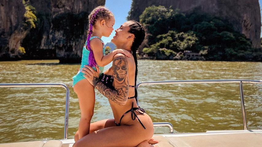 Elena Miras mit ihrer Tochter Aylen