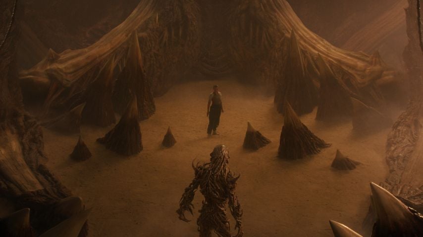 Elf (Millie Bobby Brown) im Kampf gegen Vecna (Jamie Campbell Bower) im "Stranger Things"-Finale