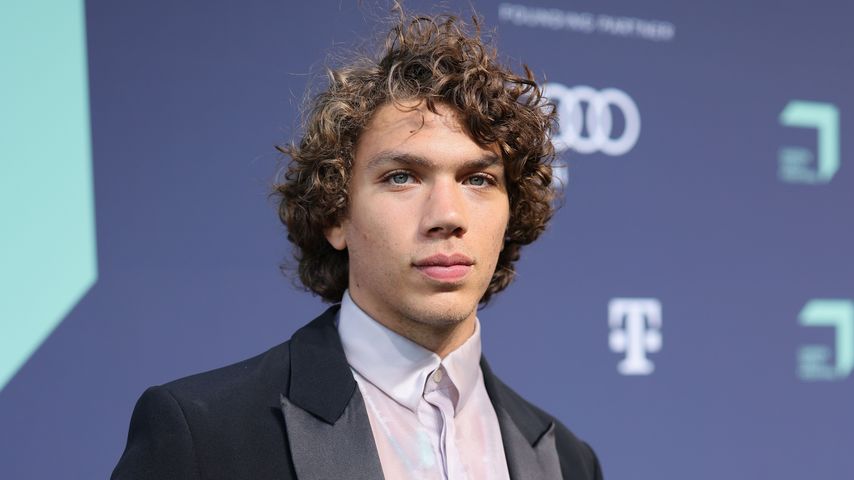 Elias Becker, Model