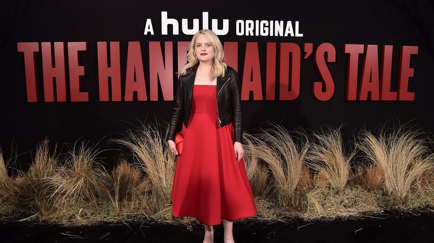 Elisabeth Moss bei "The Handmaids Tale" Premiere