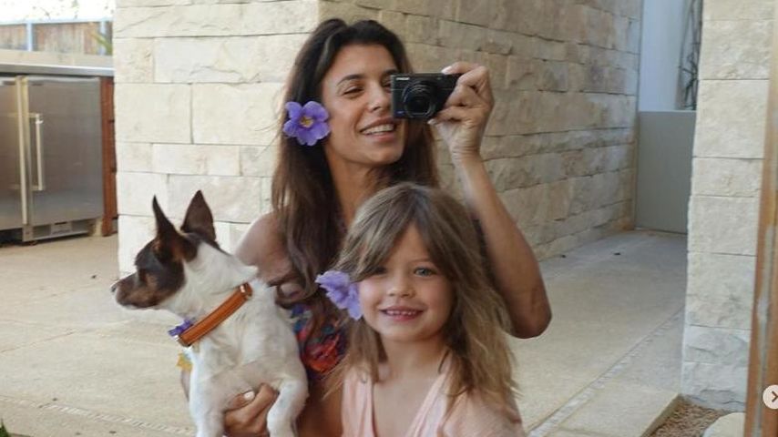 Elisabetta Canalis und ihre Tochter Skyler Eva im April 2022